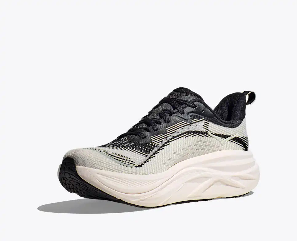 HOKA Women's Skyflow - BLACK / WHITE (Wide)