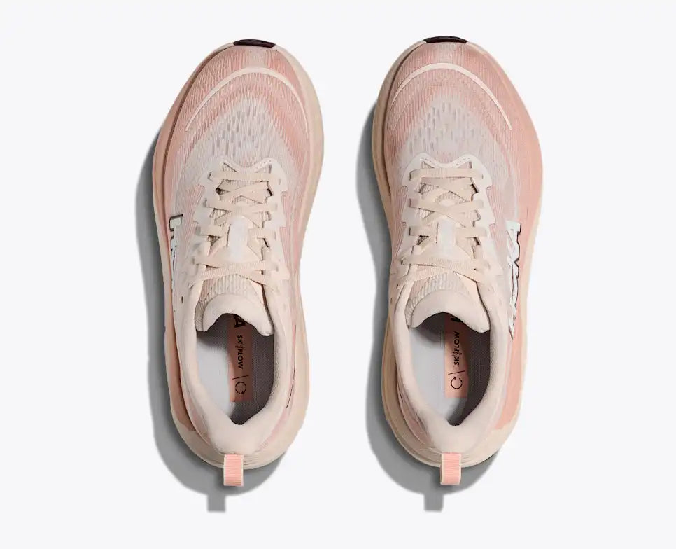 HOKA Women's Skyflow - ROSE CREAM / ROSE LATTE (Wide)