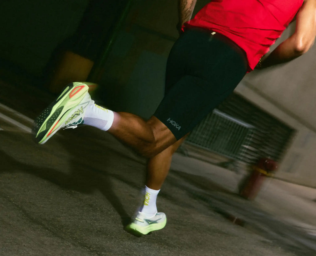 HOKA Men's Mach 7 - FROST / NEON YUZU (Wide)