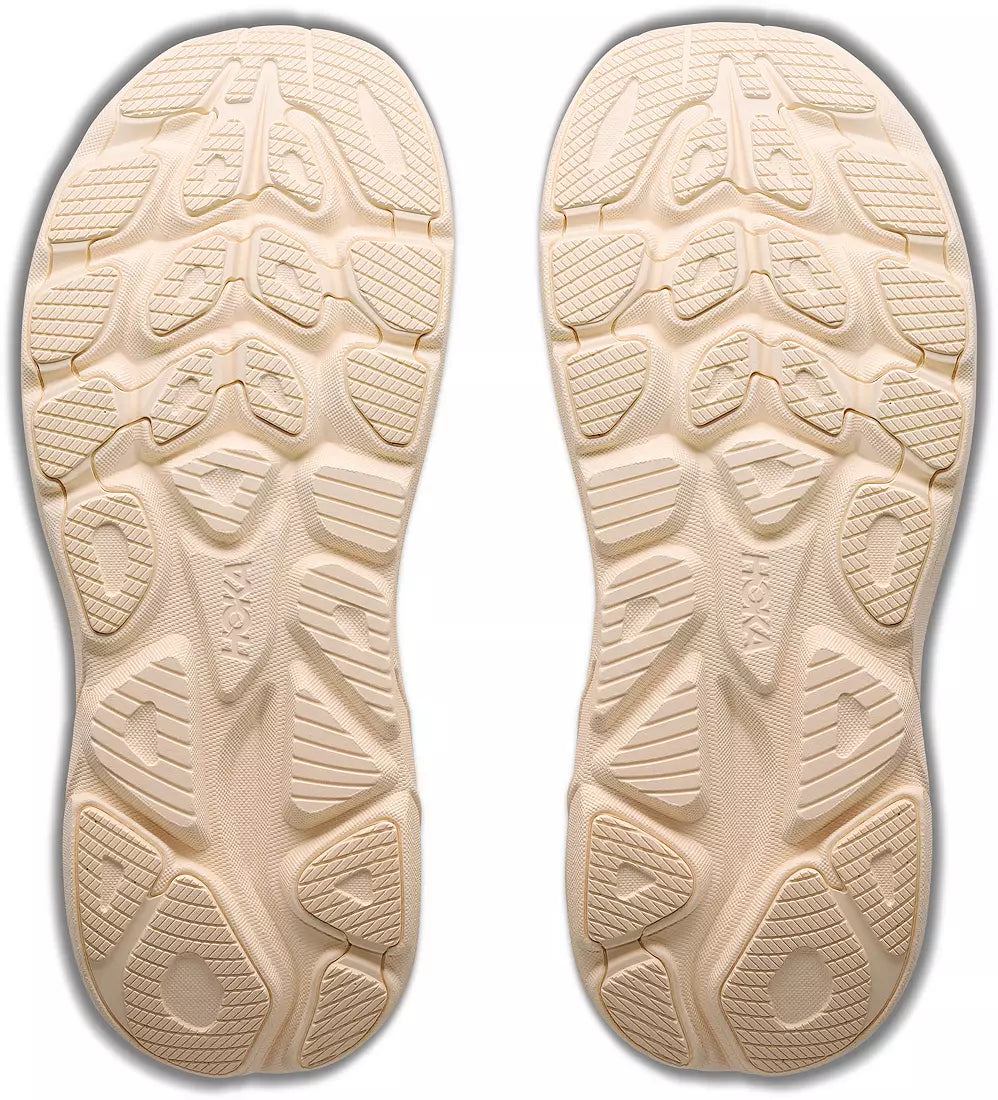 HOKA Women's CLIFTON 11 WIDE - ALABASTER / OAT MILK