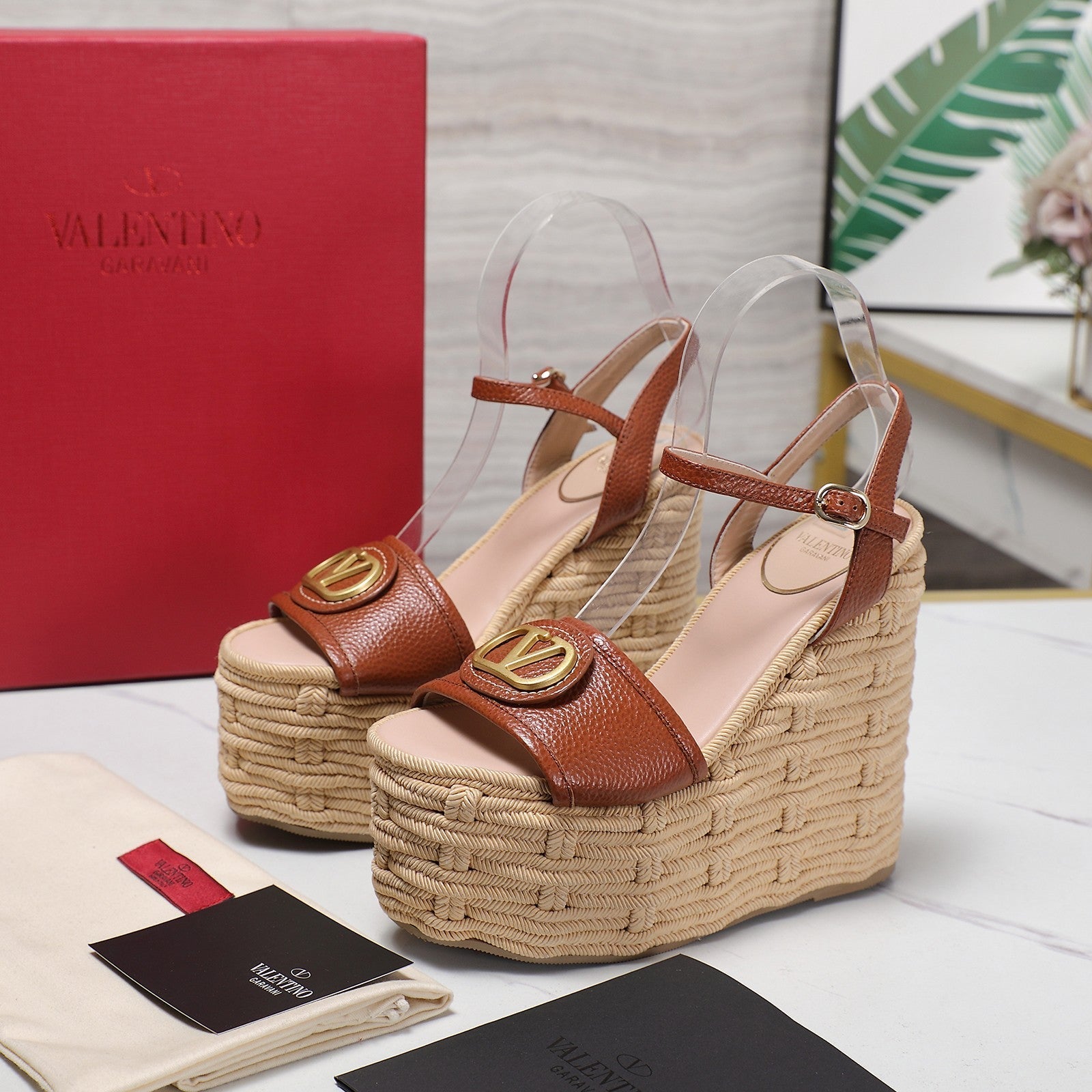 VL Flatform Sandal 15mm In Brown Cowhide GHW 456389
