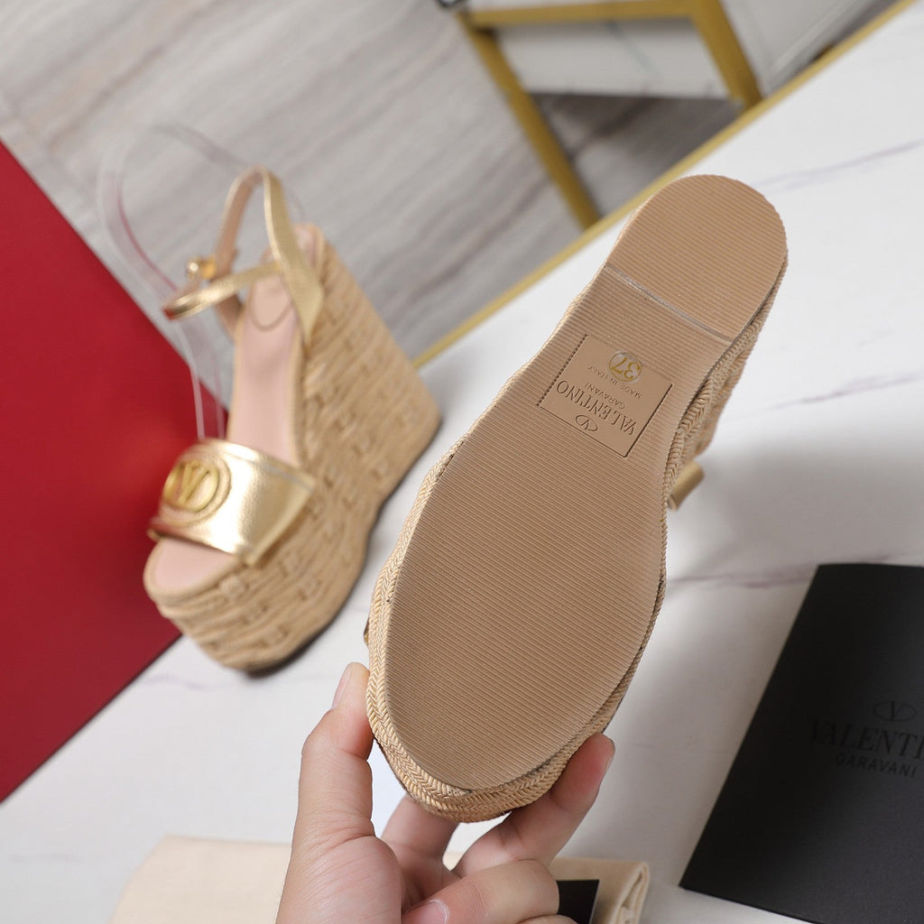 VL Flatform Sandal 15mm In Gold Cowhide GHW 456387