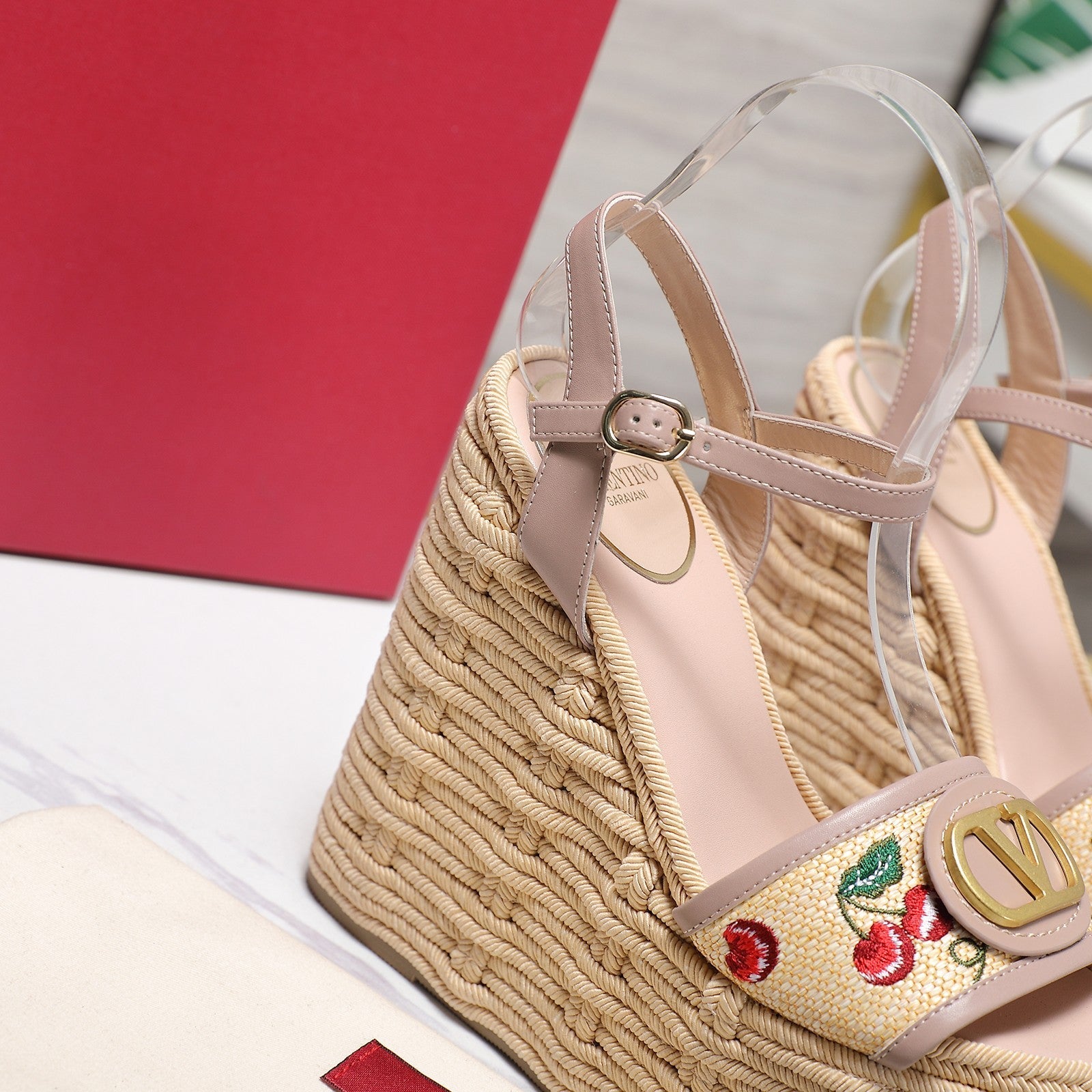 VL Flatform Sandal 15mm In Pinky Nude Cherry Embroidery Cowhide 456385