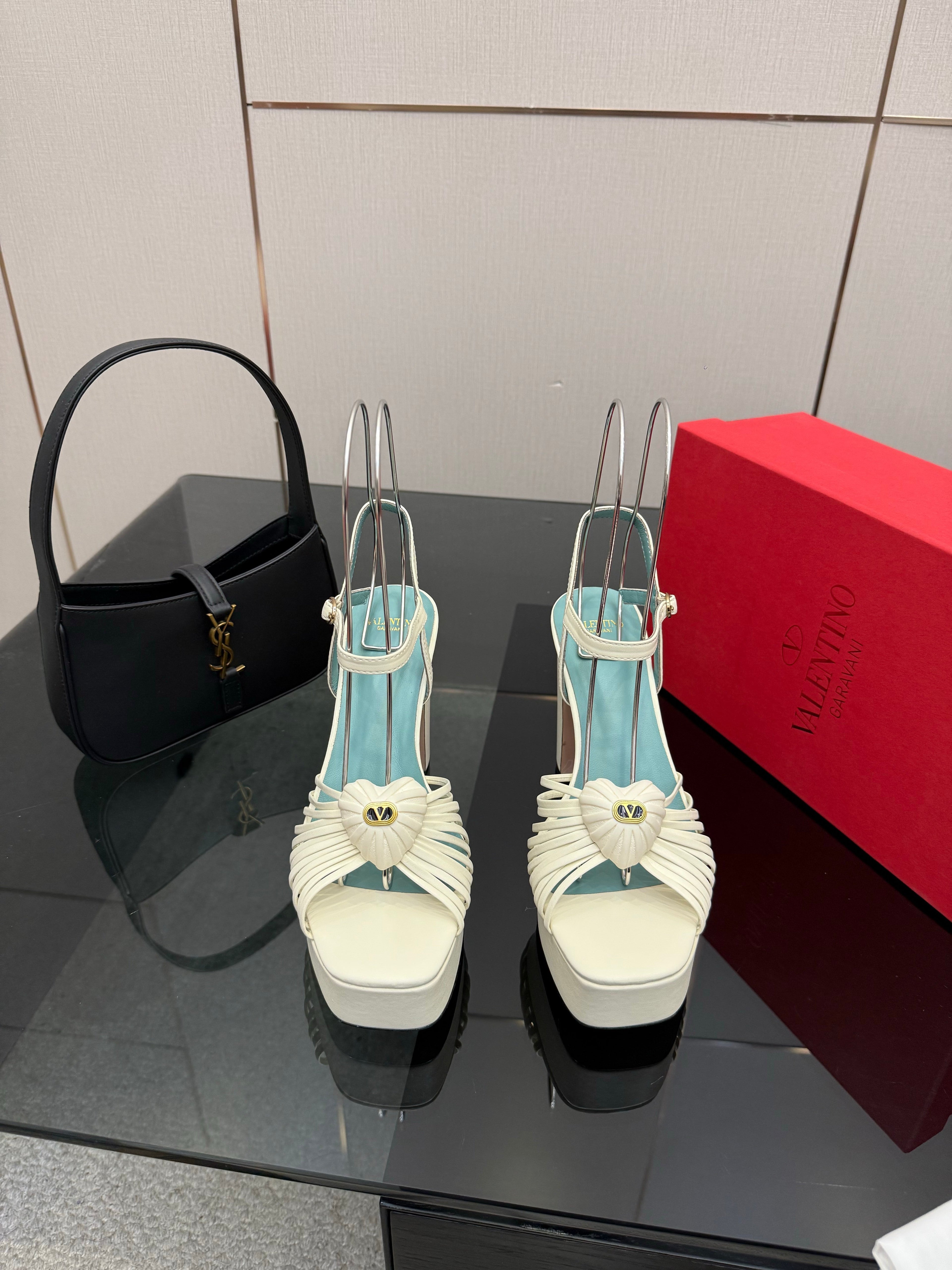 VALENTINO Classic Sandals White in Sheepskin 629542