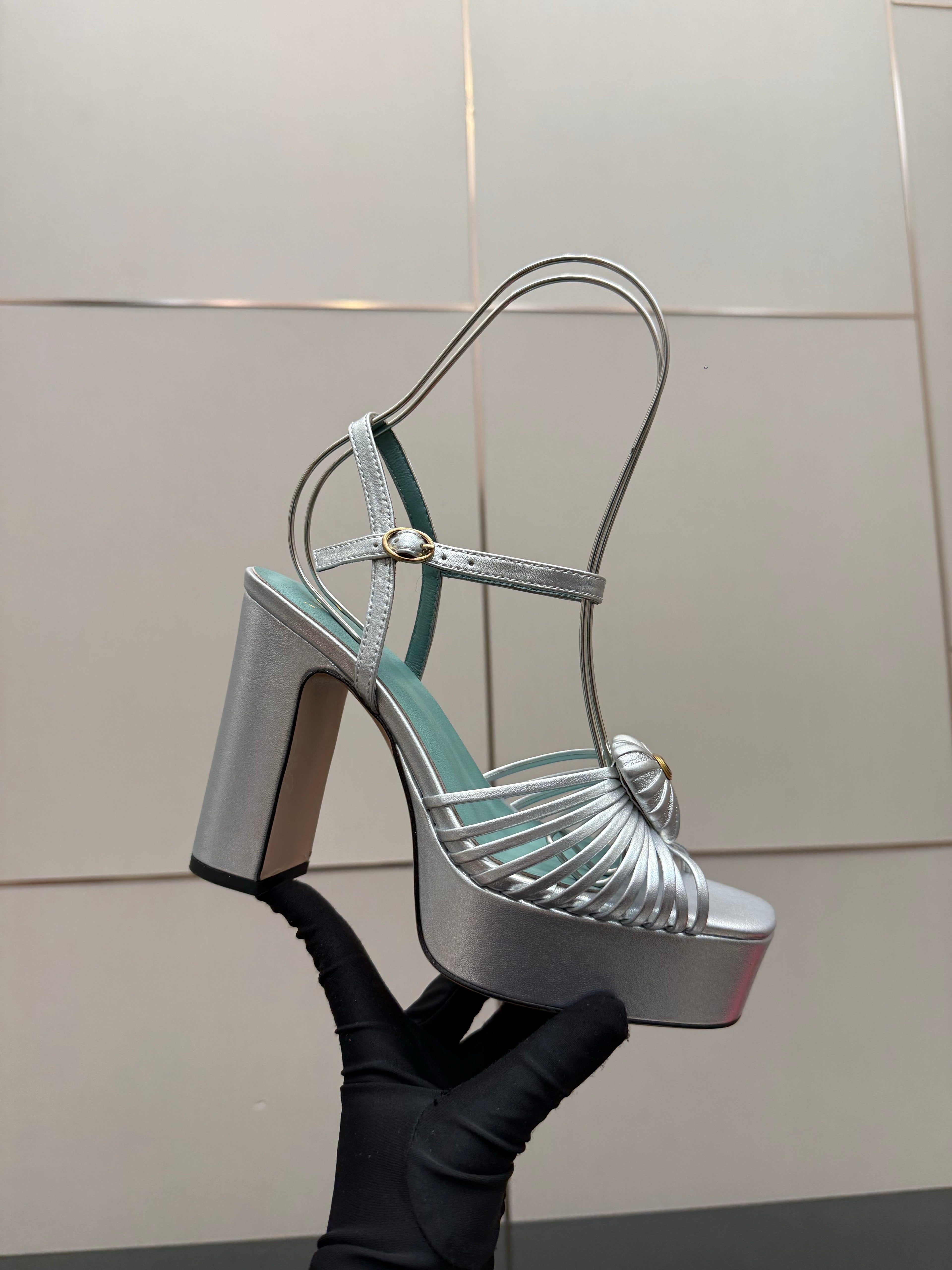 VALENTINO Classic Sandals Silver in Sheepskin 629543