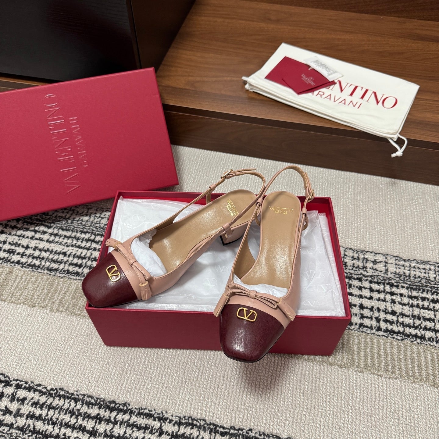 Valentino Garavani Slingback 60 Burgundy Pink in Sheepskin 685894