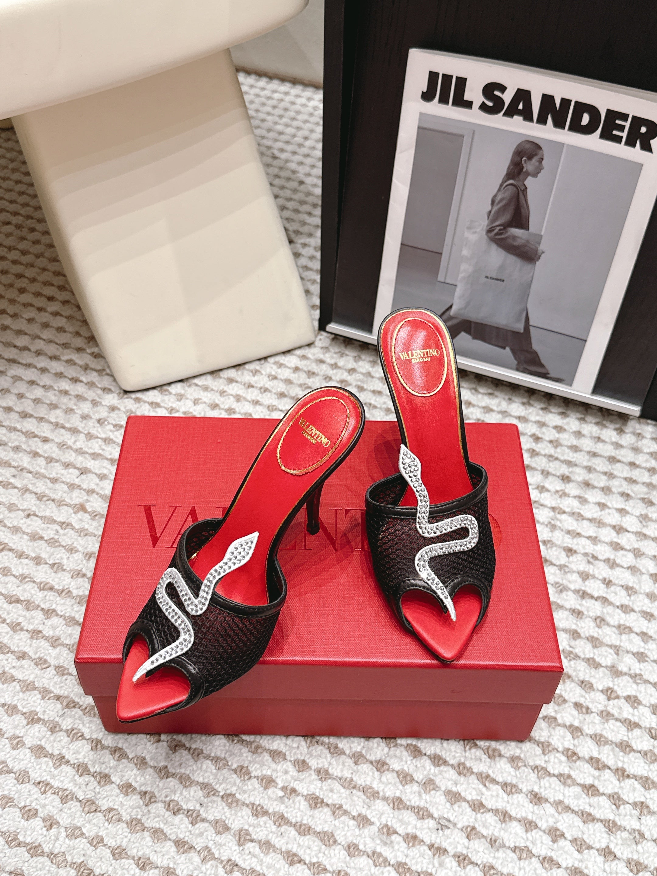 VL 26 Pointed Toe Rhinestone Buckle Sandals 10cm Black in Mesh 813051