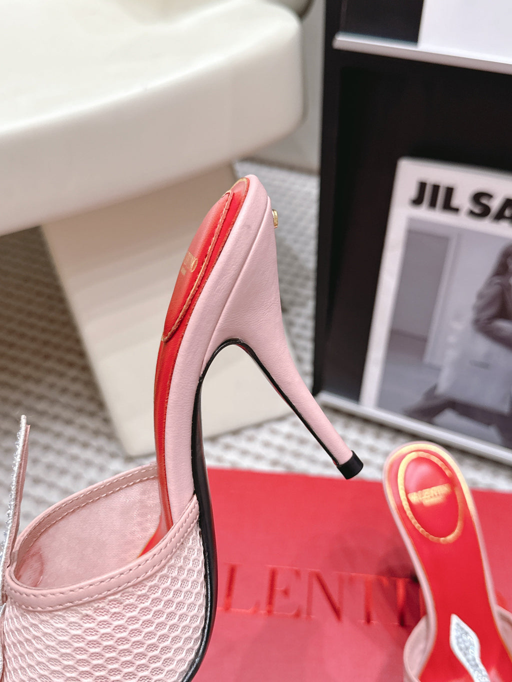 VL 26 Pointed Toe Rhinestone Buckle Sandals 10cm Light Pink in Mesh 813050