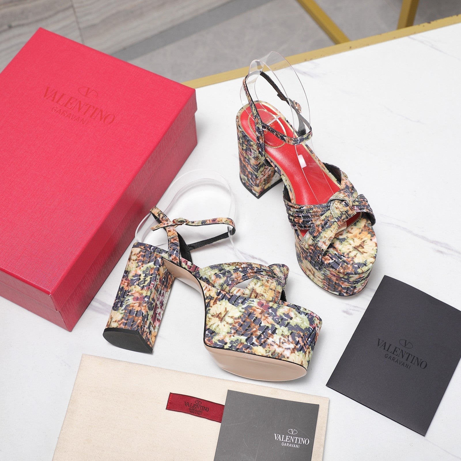 VLTN Crasher Platform Sandals Beige Multicolor Fabric  913109