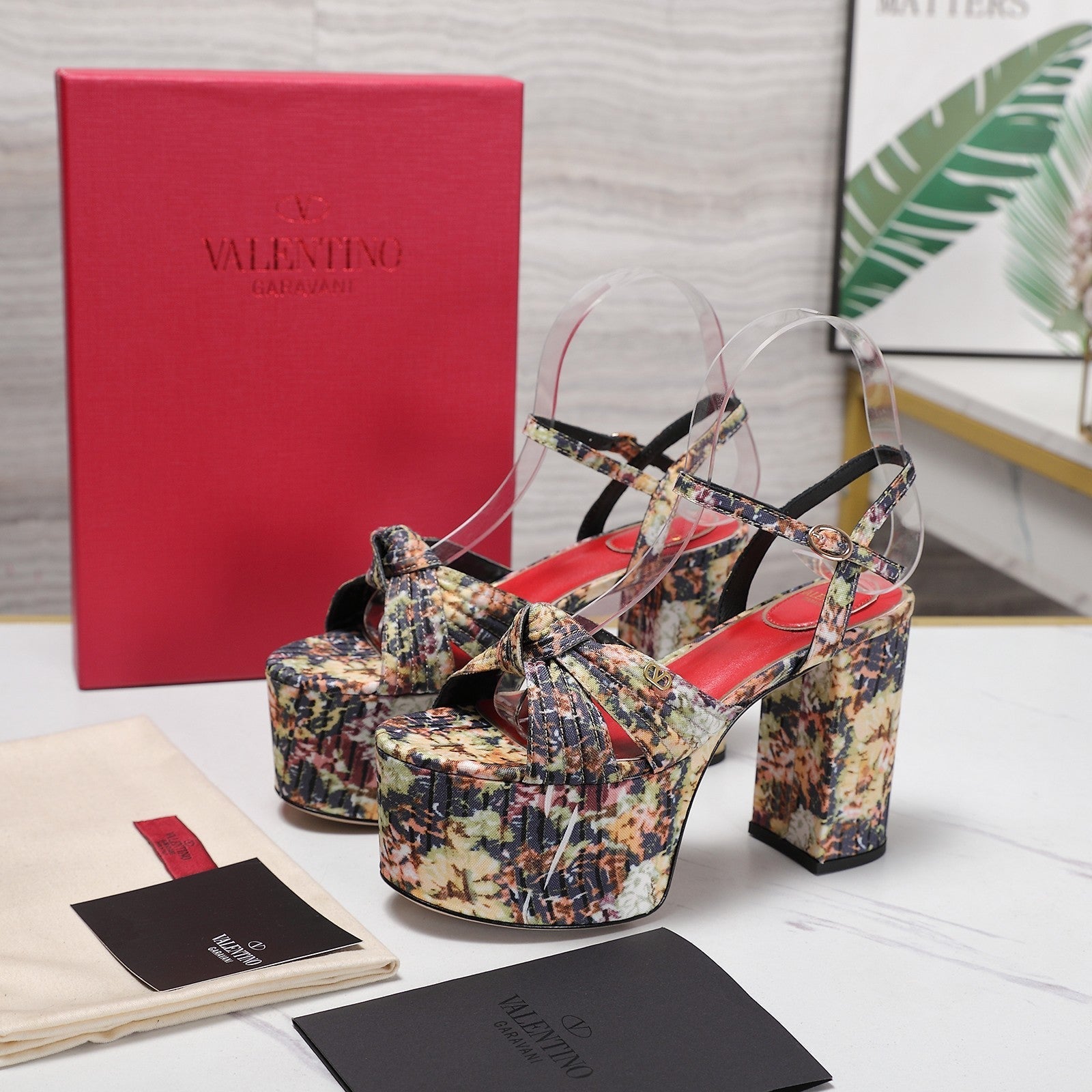 VLTN Crasher Platform Sandals Beige Multicolor Fabric  913109