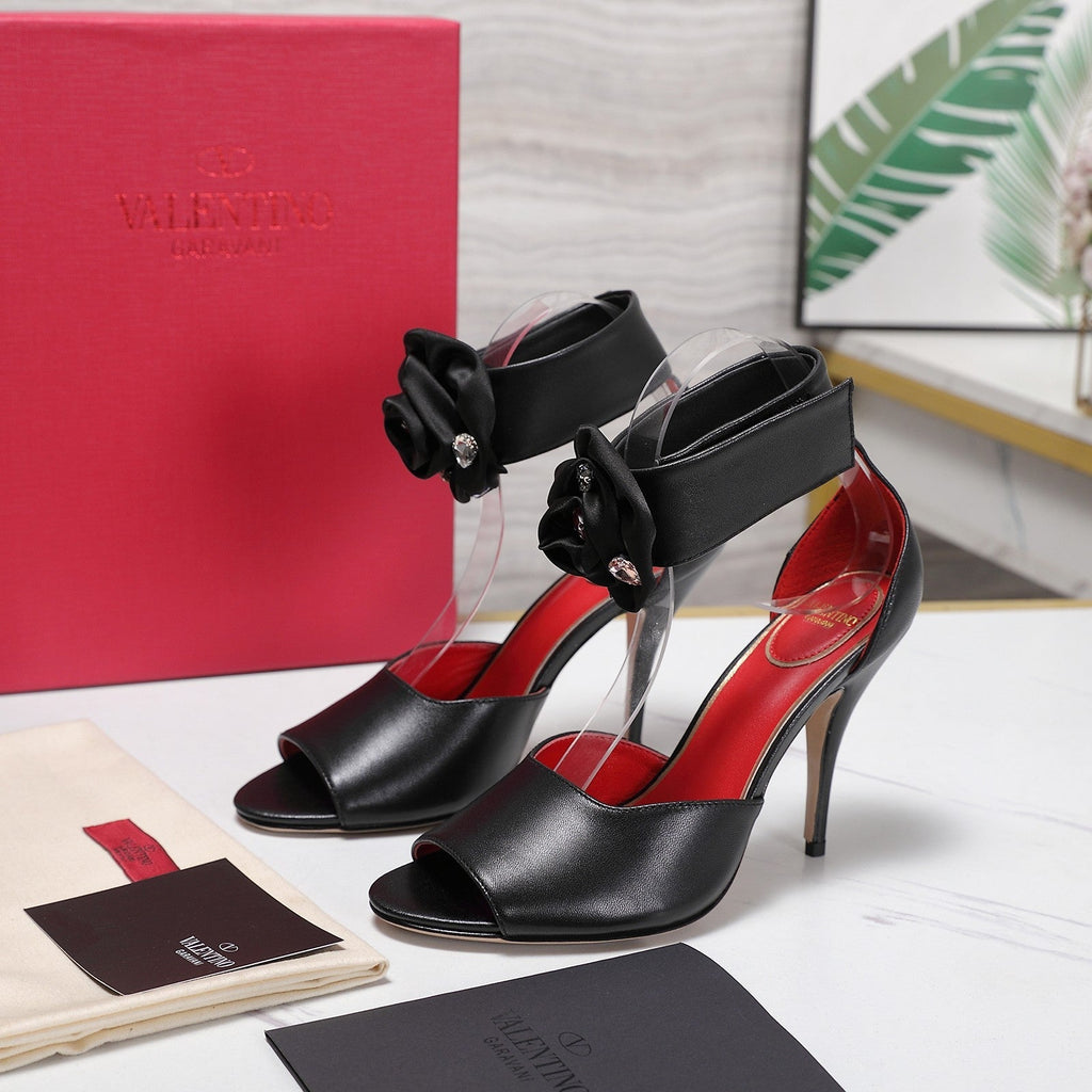VLTN Drip Rose Applique Sandals 10.5cm Black Leather 913089