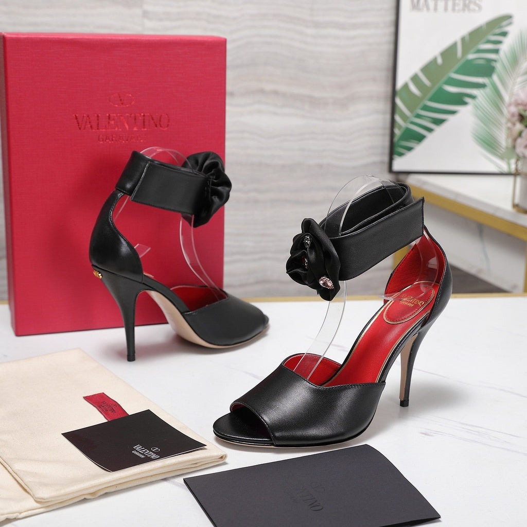 VLTN Drip Rose Applique Sandals 10.5cm Black Leather 913089