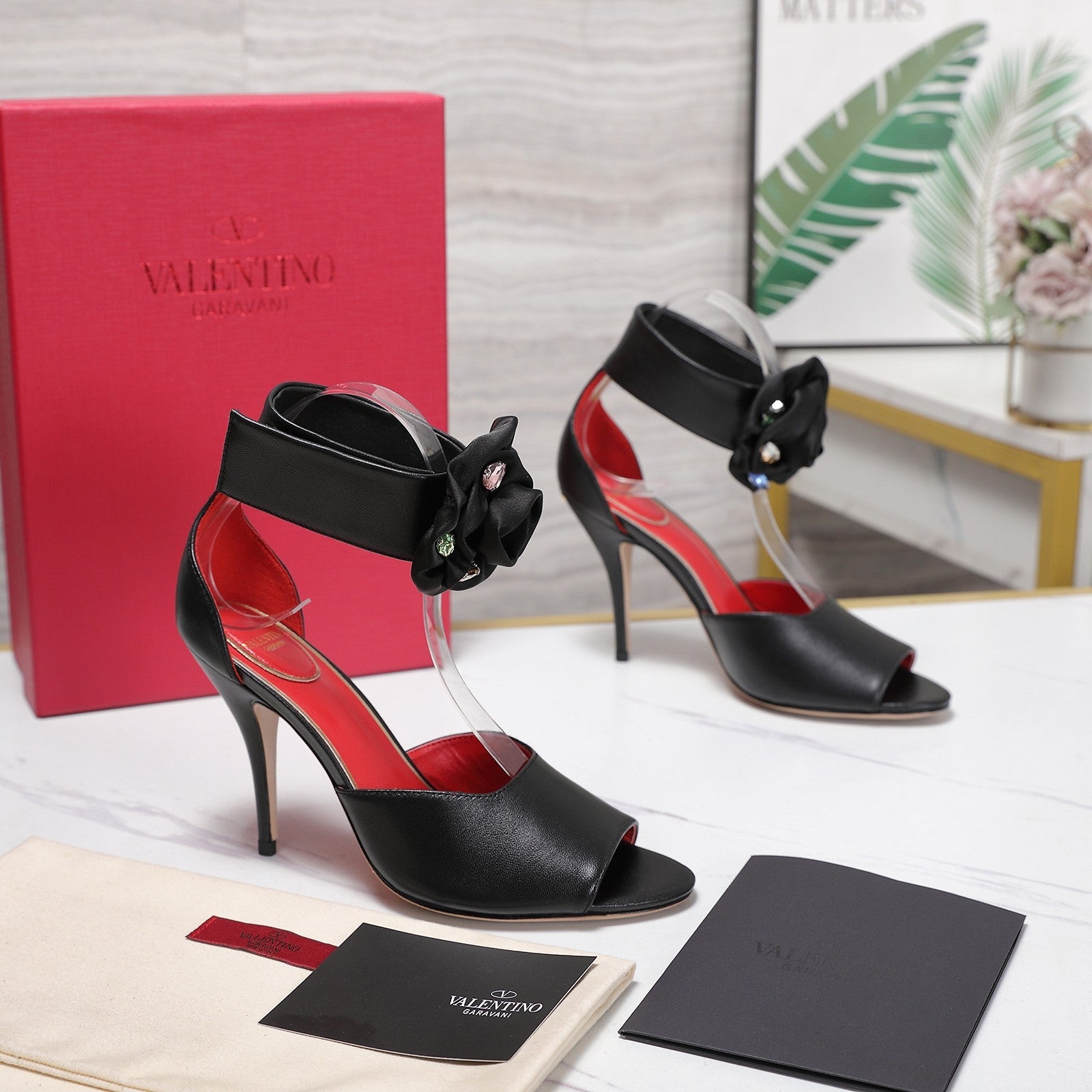 VLTN Drip Rose Applique Sandals 10.5cm Black Leather 913089