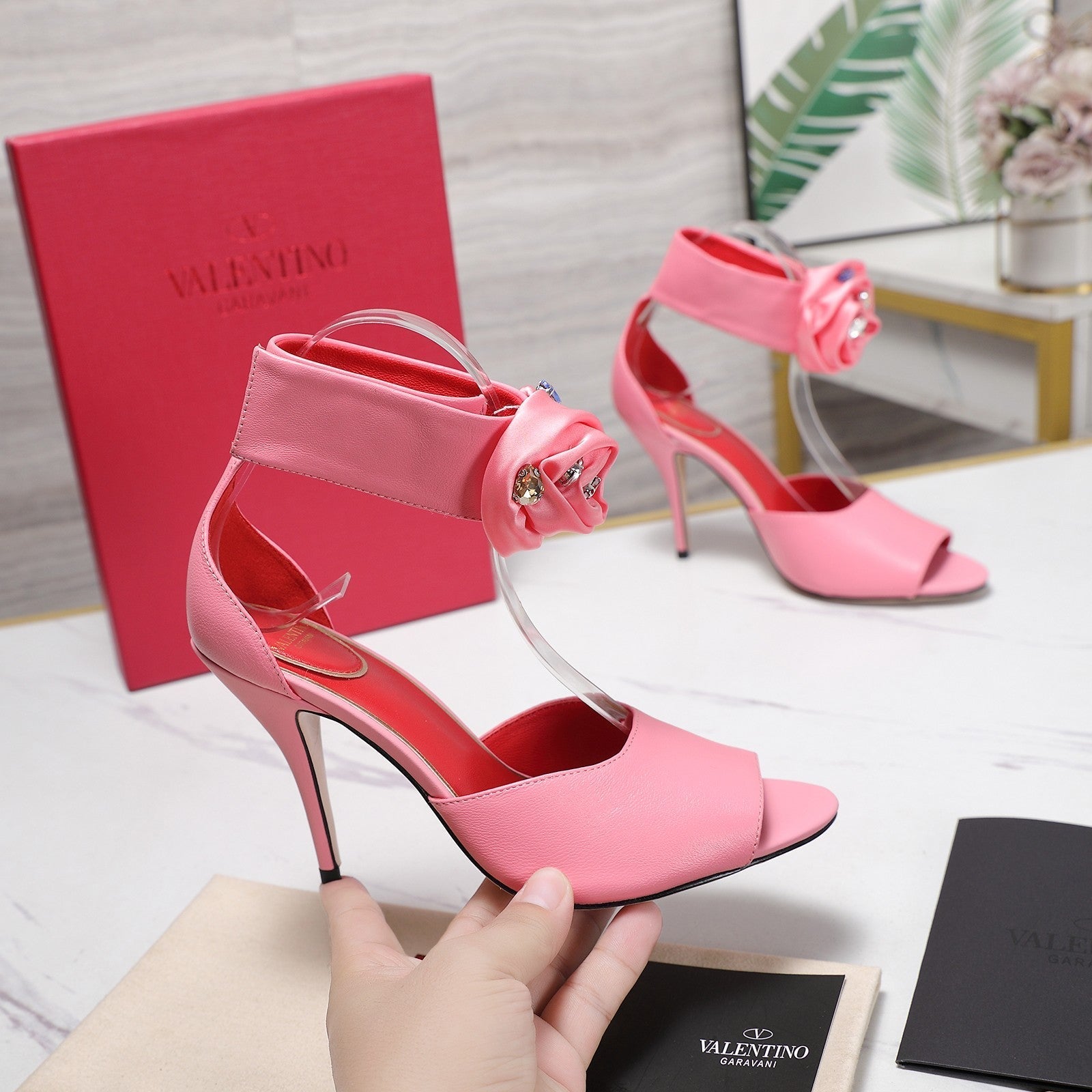VLTN Drip Rose Applique Sandals 10.5cm Pink Leather 913088