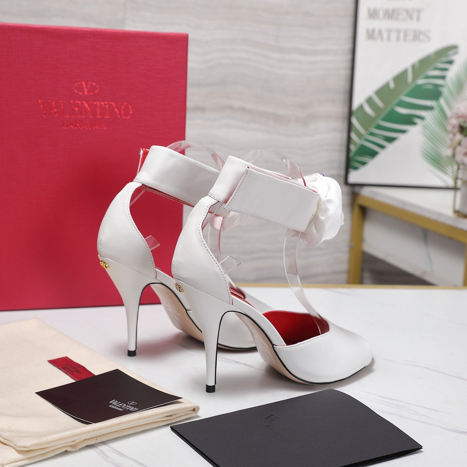VLTN Drip Rose Applique Sandals 10.5cm White Leather 913087