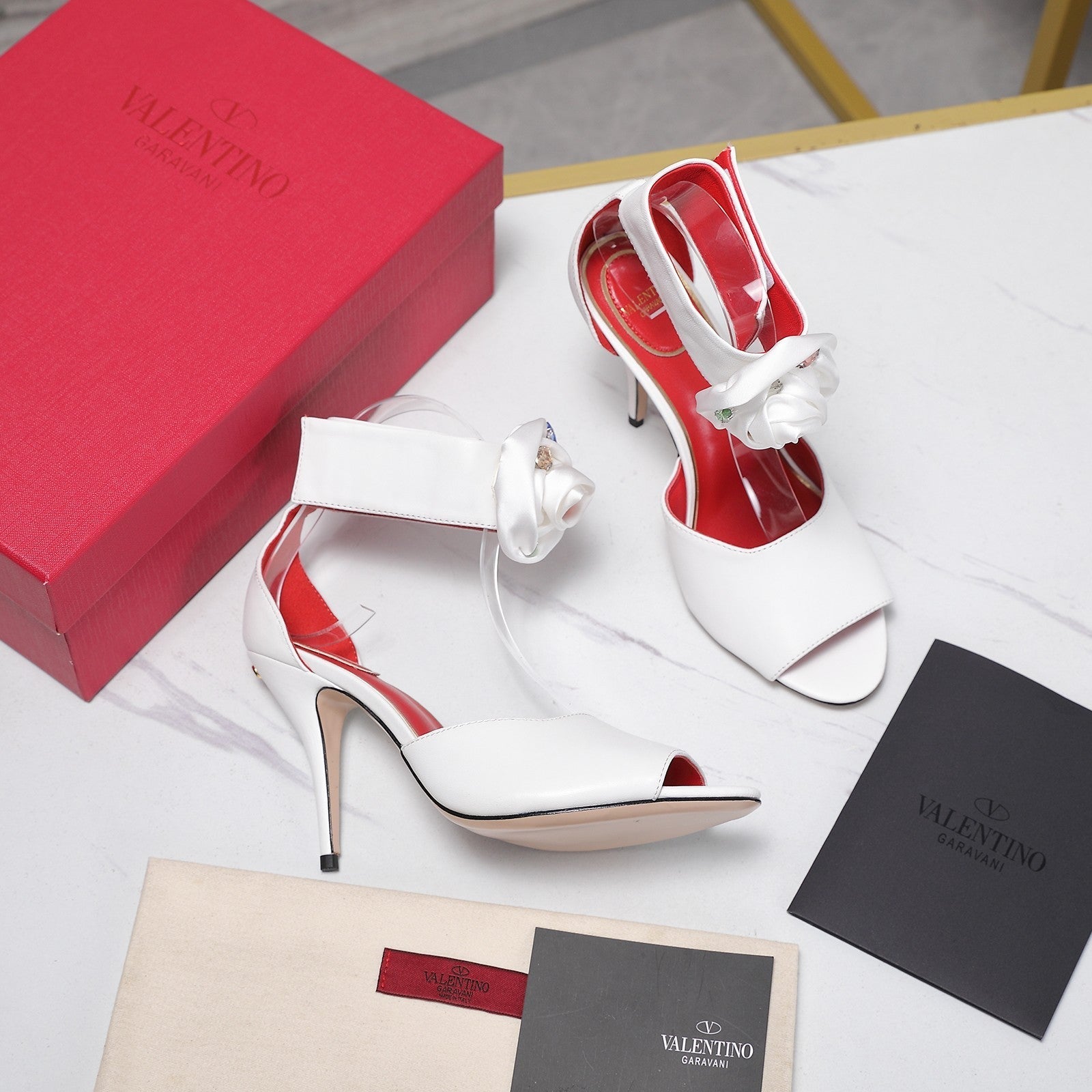 VLTN Drip Rose Applique Sandals 10.5cm White Leather 913087