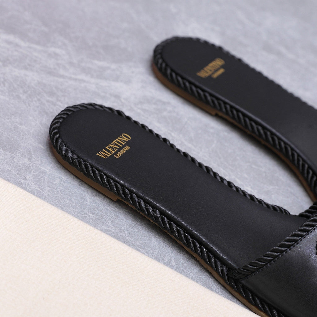 VLTN VLogo Torchon Flat Slides Black Leather 913086