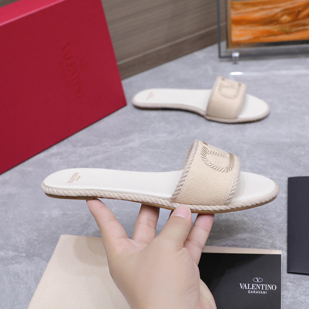 VLTN VLogo Torchon Flat Slides Cream Leather 913083