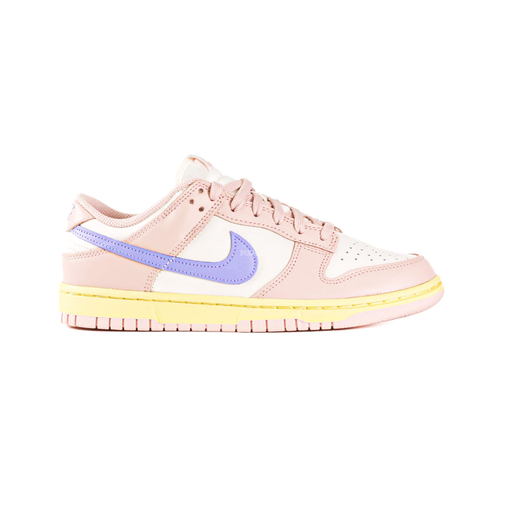 Nike Dunk Low 'Pink Oxford' Women's (2022)