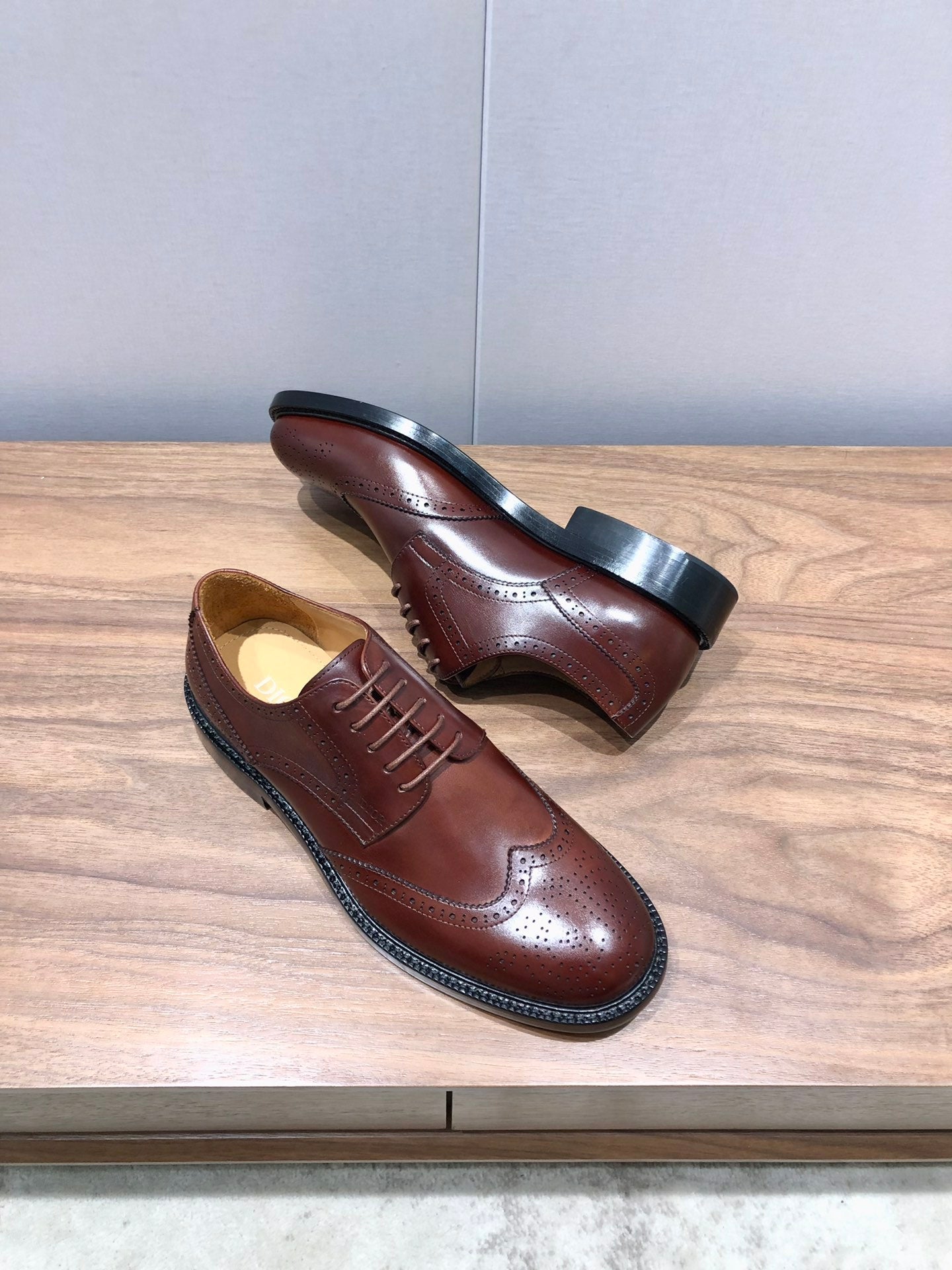 CD LONDON WINGTIP OXFORD BROWN CALFSKIN
