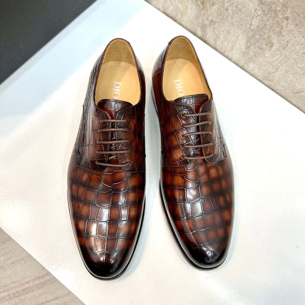 CD CROCODILE MOTIF BASIC OXFORD SIENNA CALFSKIN