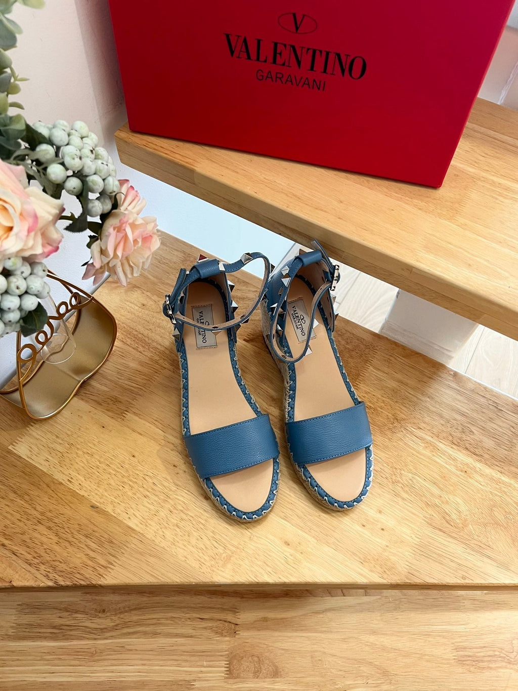 VLogo Rockstud Espadrille Blue Leather 692181