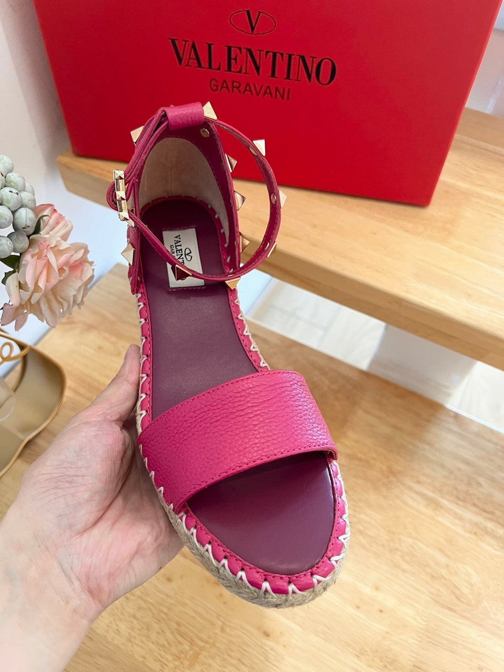 VLogo Rockstud Espadrille Hot Pink 692183