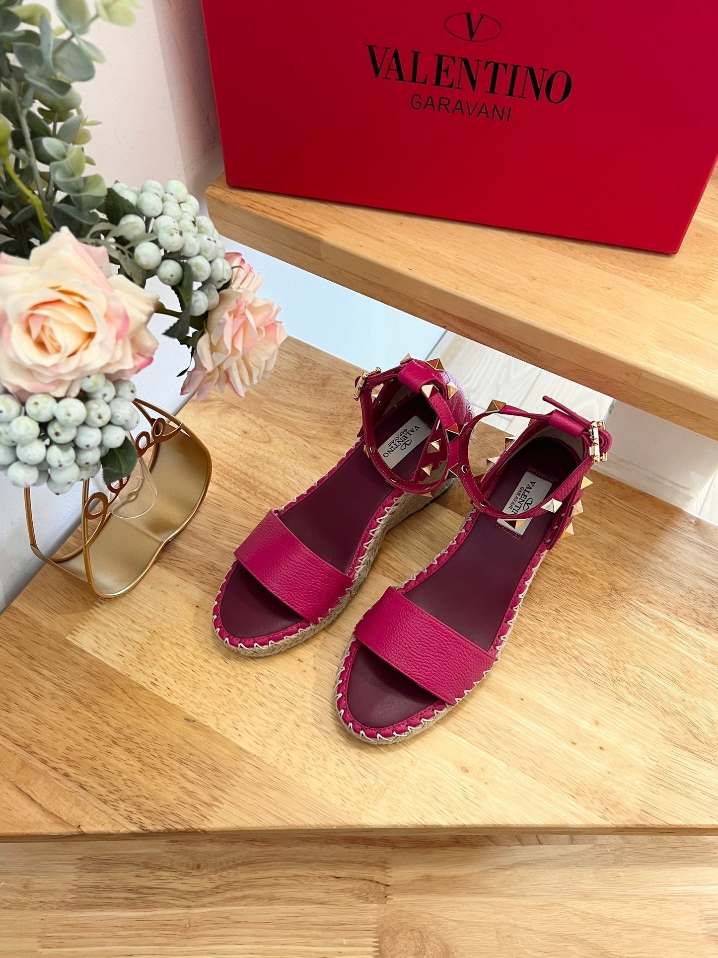 VLogo Rockstud Espadrille Hot Pink 692183
