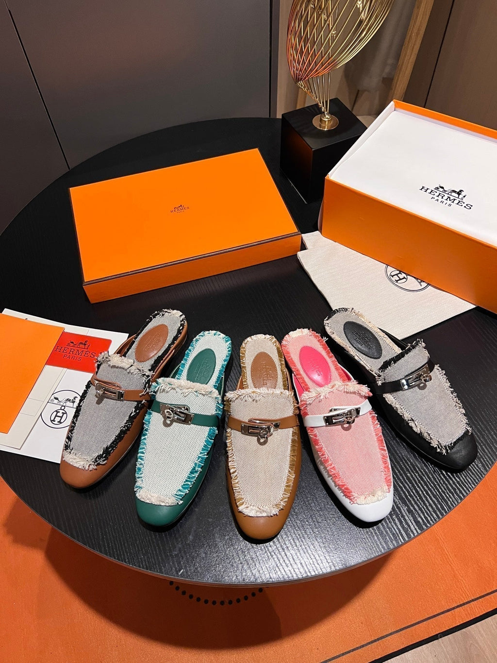 HERMES 0z Mule Noir/Prunoir