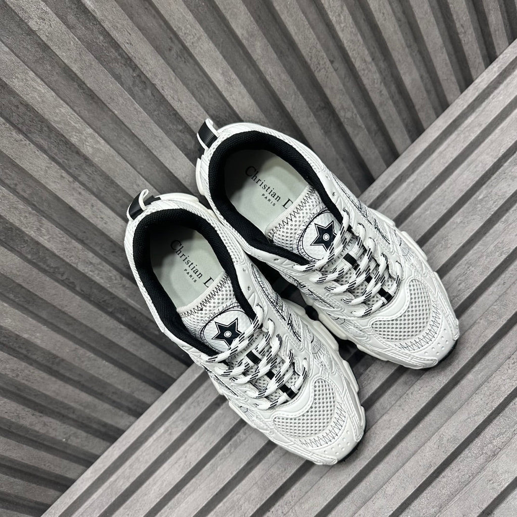 CD CHRONO SNEAKER WHITE AND BLACK CALFSKIN