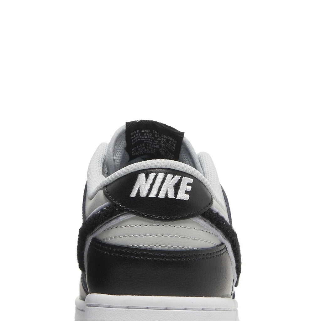 Nike Dunk Low 'Chenille Swoosh Black Grey' (2022)