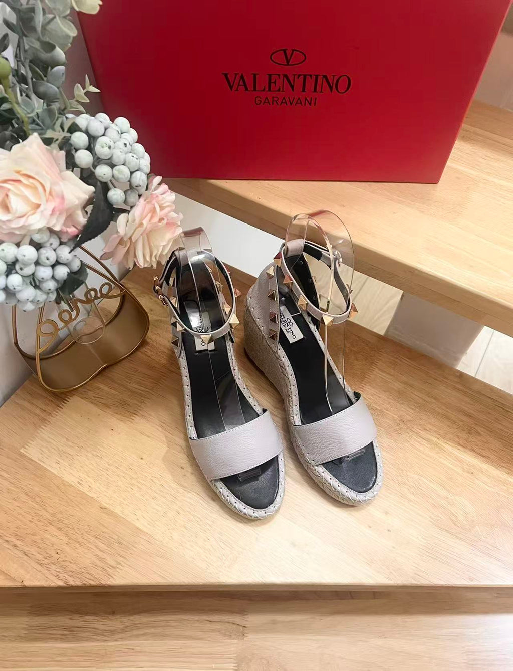 VLogo Rockstud Espadrille Powder Pink Leather