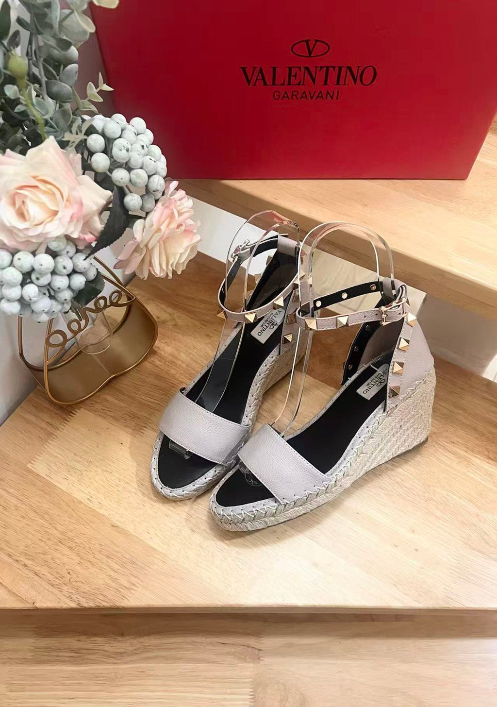 VLogo Rockstud Espadrille Powder Pink Leather