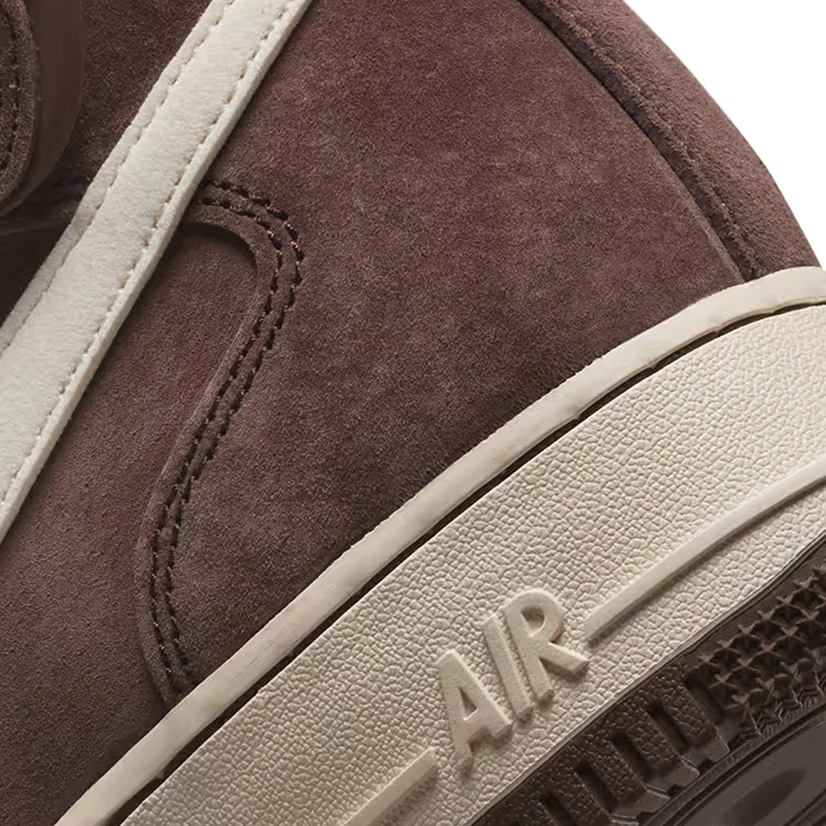 Nike Air Force 1 Mid 'Chocolate' (2022)