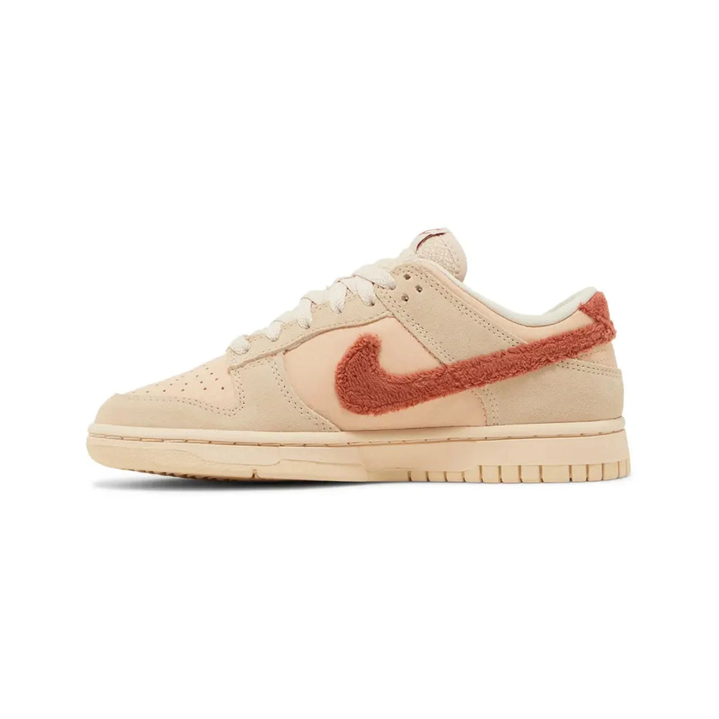 Nike Dunk Low 'Terry Swoosh' W (2022)