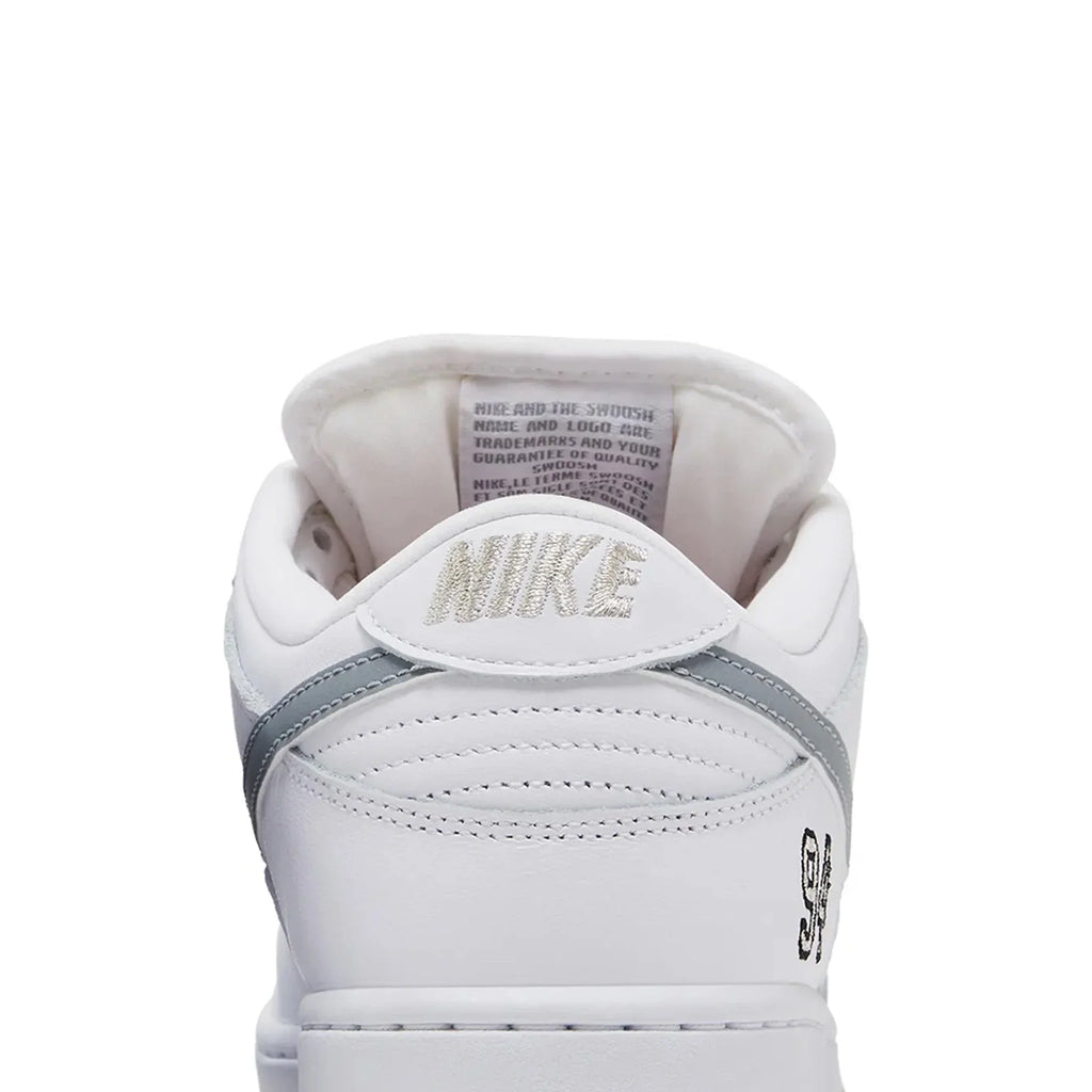 Nike SB Dunk Low Supreme 94 'White Metallic Silver' (2025)