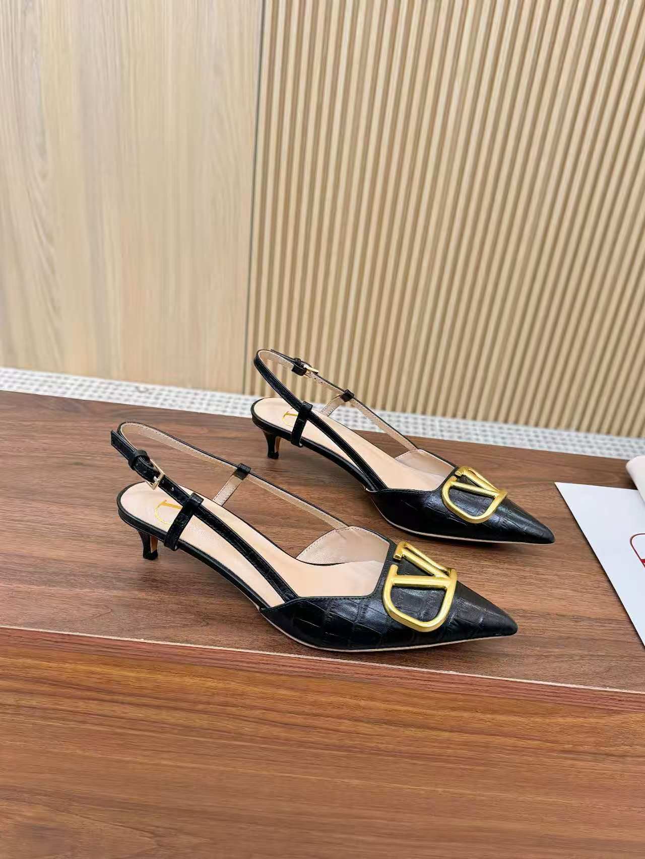 Valentino Five-Colors Open-back Slingback 40 in Cow Patent