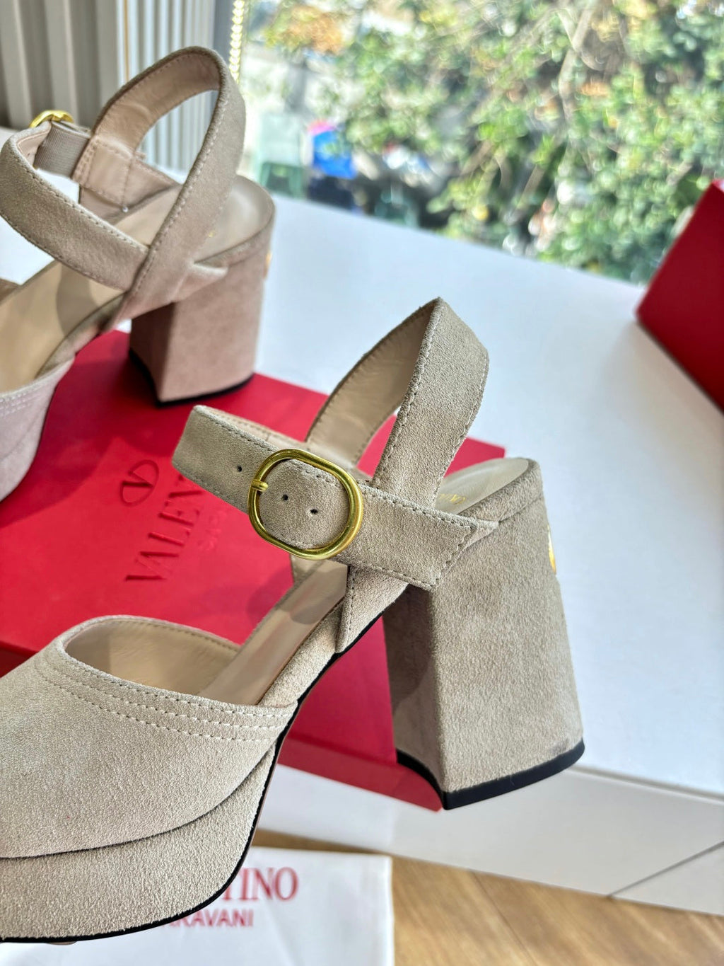 Valentino Fawcette Platform Sandal Light Khahi Suede 702294