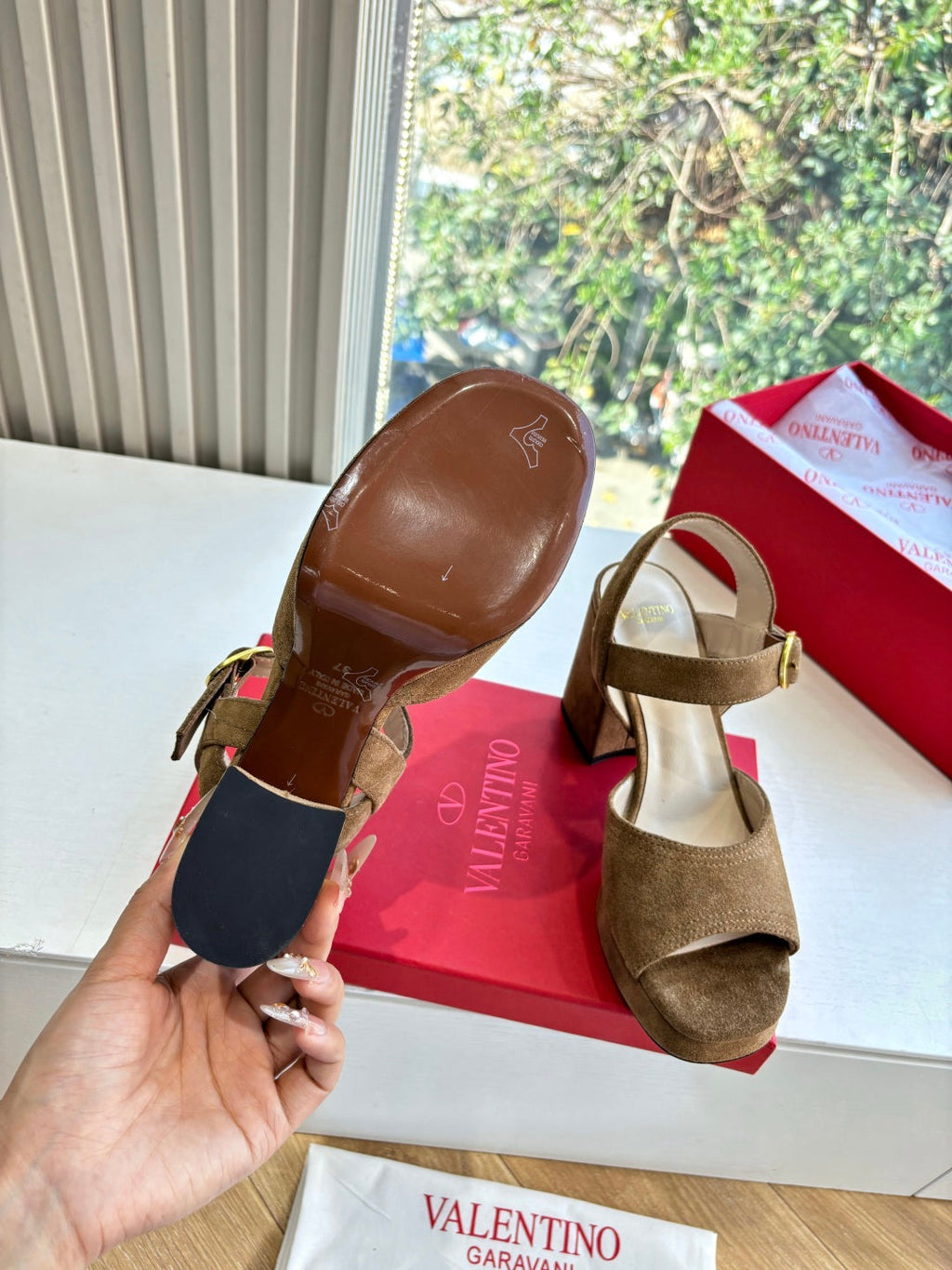 Valentino Fawcette Platform Sandal Khahi Suede 702298