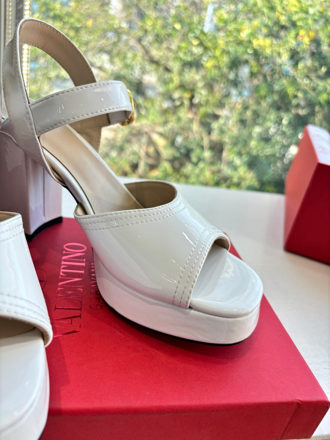 Valentino Fawcette Platform Sandal White Patent Leather 702276