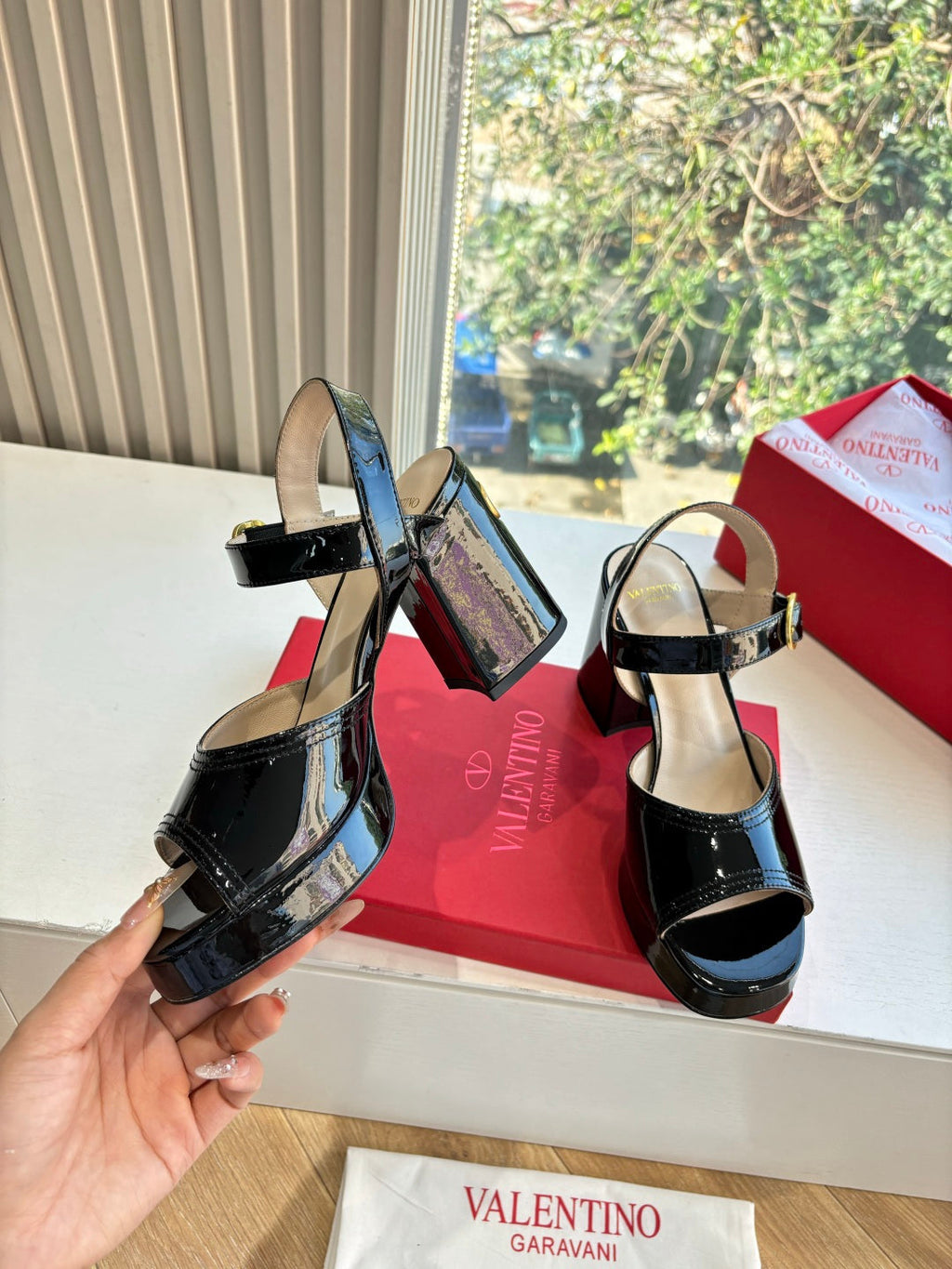 Valentino Fawcette Platform Sandal Black Patent Leather 702278