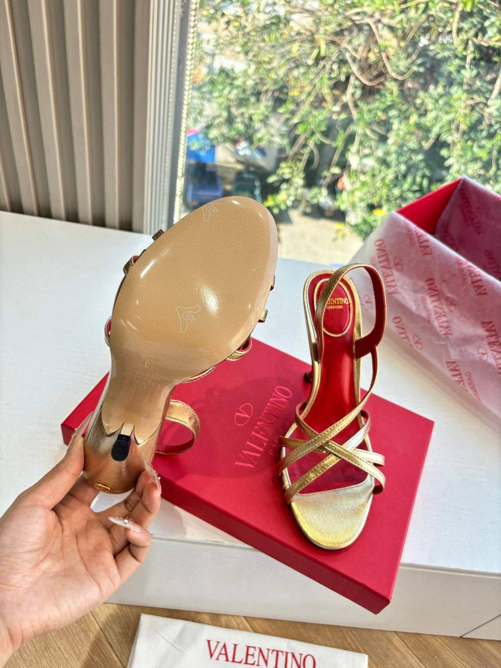 Valentino Fetishique Sandal 10.5cm Gold Leather 702285