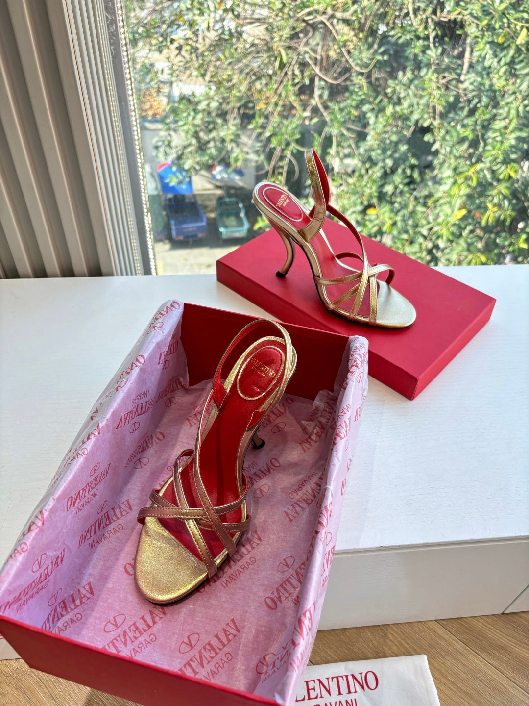 Valentino Fetishique Sandal 10.5cm Gold Leather 702285