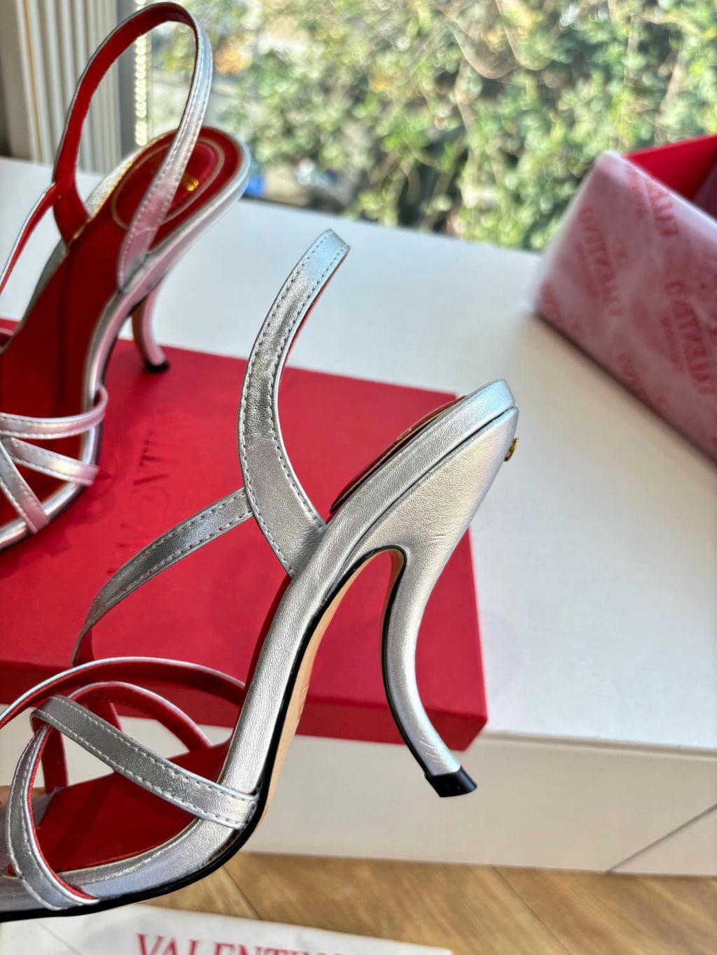Valentino Fetishique Sandal 10.5cm Sliver Leather 702286