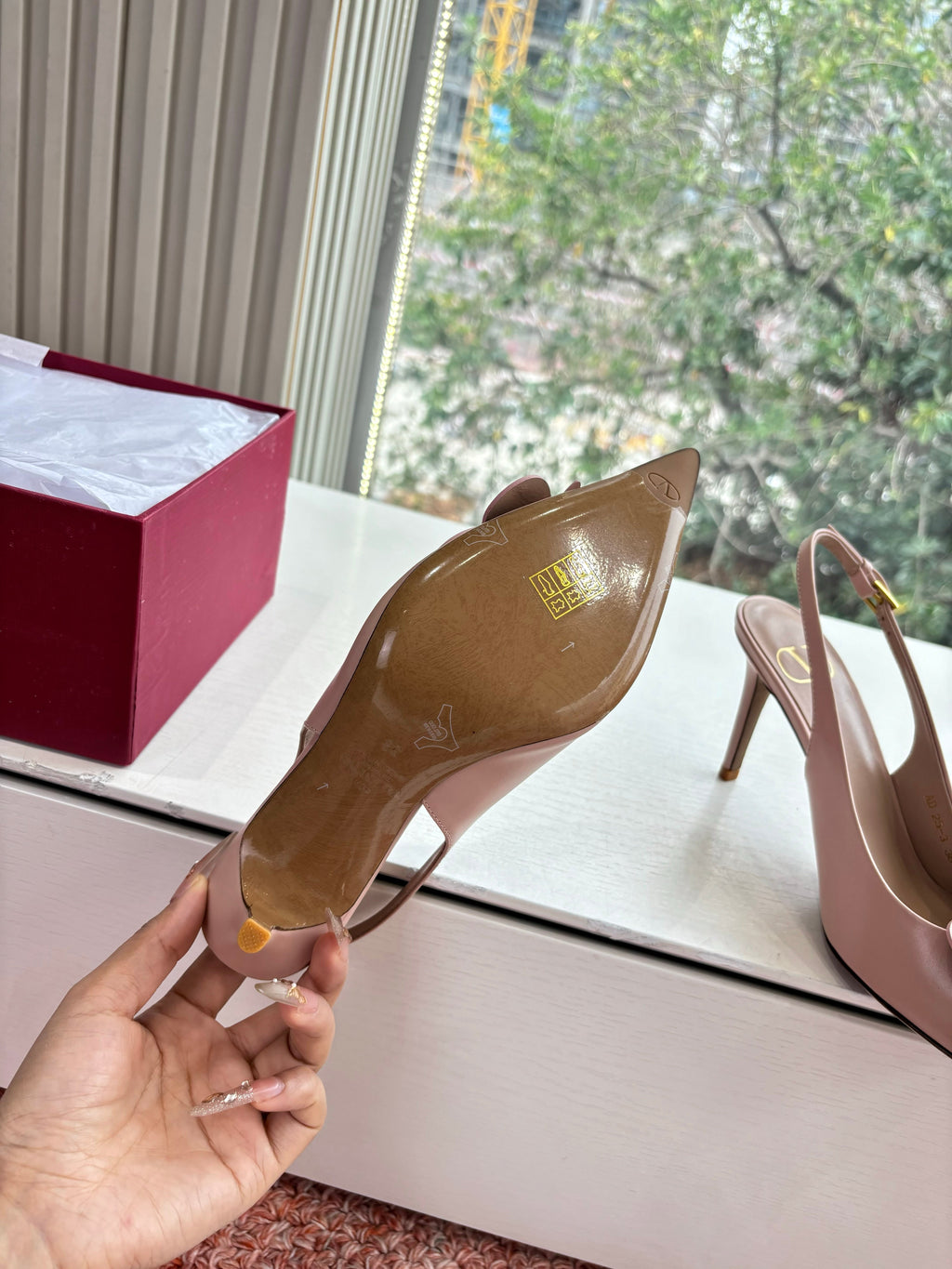 VT 26s Butterfly Slingback Pink Leather 604039