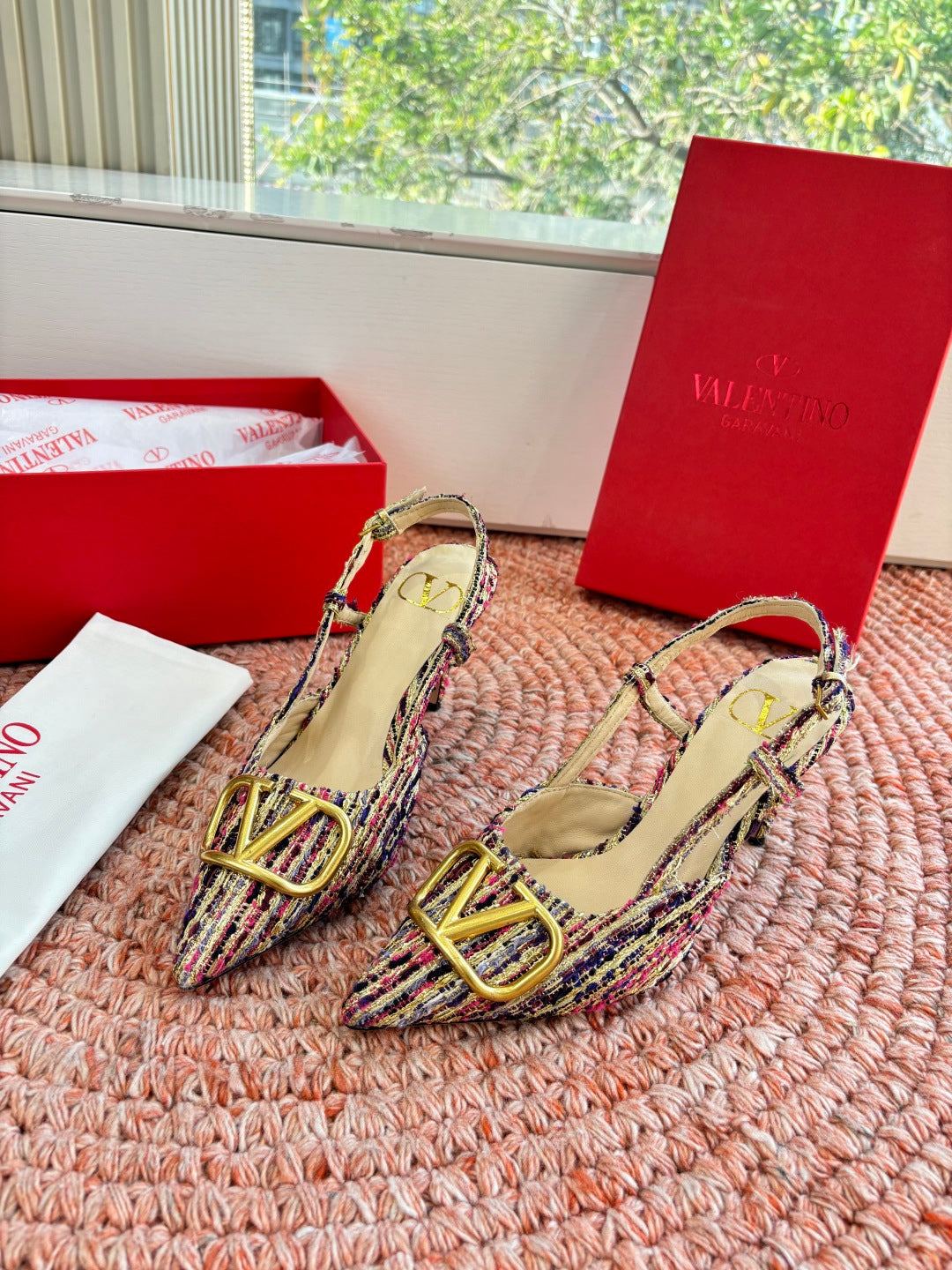 VLogo Signature Slingback 80mm Black Tweed 702208