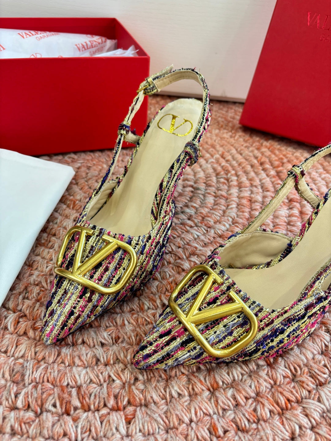 VLogo Signature Slingback 80mm Black Tweed 702208
