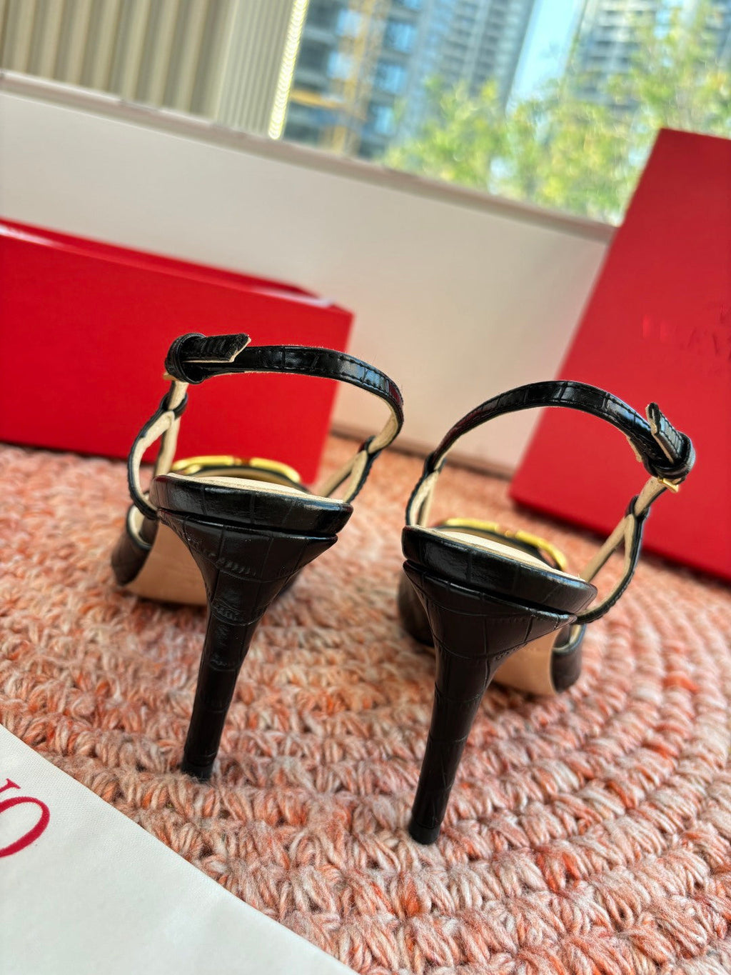 VLogo Signature Slingback 80mm Black Embossed Sheepskin 702211