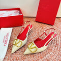 VLogo Signature Slingback 40mm Cream Sheepskin 702218