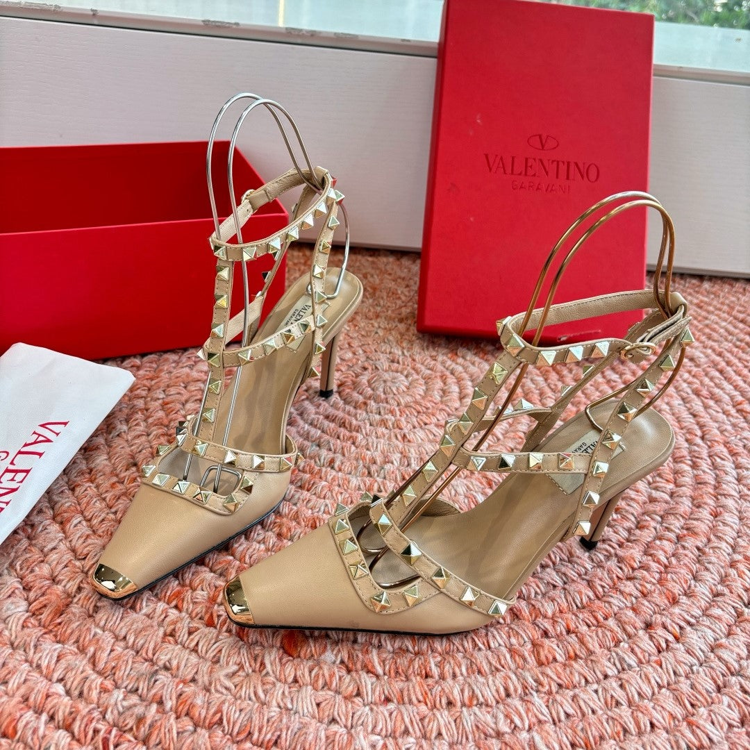 Valentino Rockstud Kidskin Pump 100mm Beige Sheepskin 702224